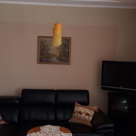 Ildi Apartman Gyenesdias Exterior photo