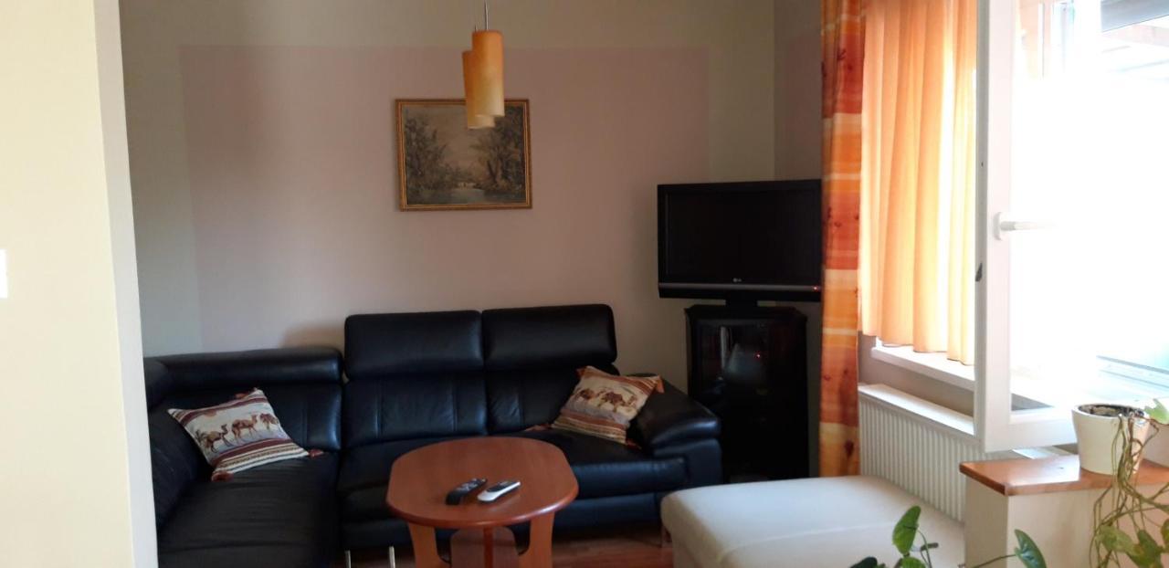 Ildi Apartman Gyenesdias Exterior photo